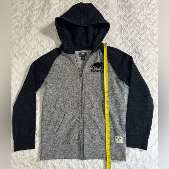 Roots Kids Zippered Zip Up Charcoal Grey Black Hoodie Sweatshirt Girl Boy Unisex - Picture 8 of 12